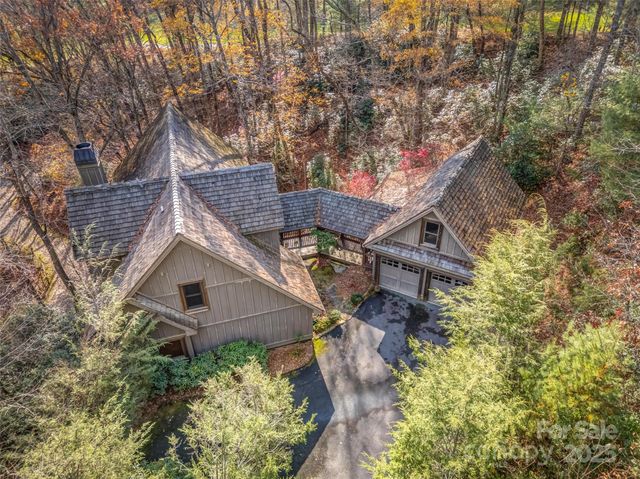 129 Ivy Ridge I-26, Lake Toxaway, NC 28747