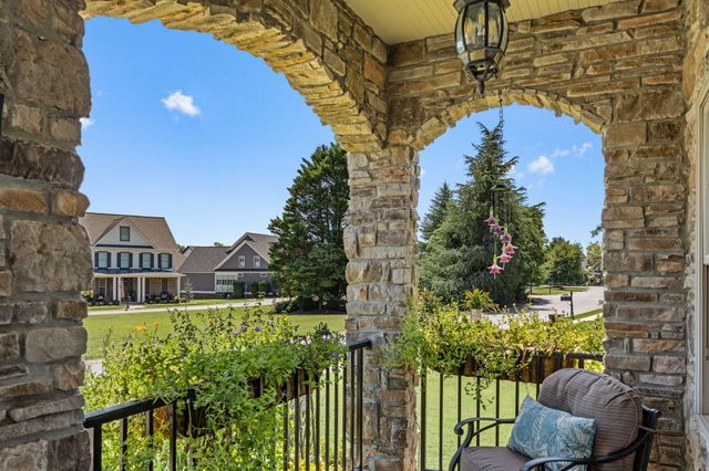 8961 Gentle Mist Circle, Ooltewah, TN 37363