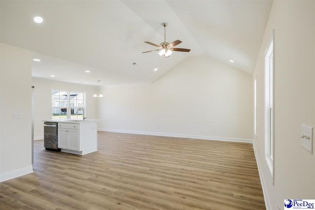 3253 Winding Way, Florence, SC 29506