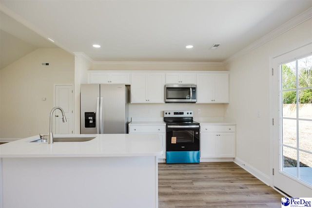 3253 Winding Way, Florence, SC 29506