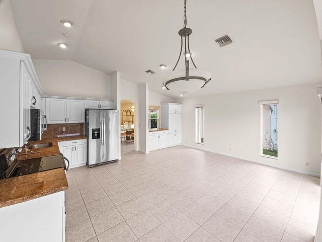 5111 Pelican Cove Drive, Boynton Beach, FL 33437