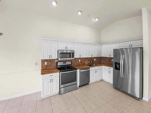 5111 Pelican Cove Drive, Boynton Beach, FL 33437