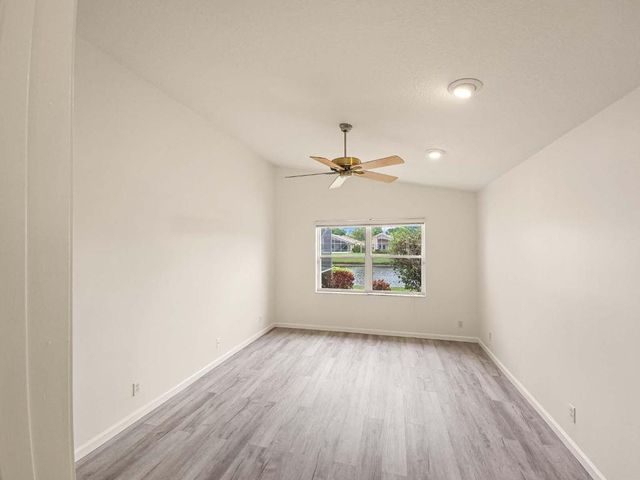 5111 Pelican Cove Drive, Boynton Beach, FL 33437