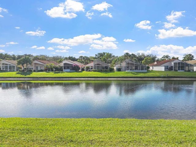 5111 Pelican Cove Drive, Boynton Beach, FL 33437