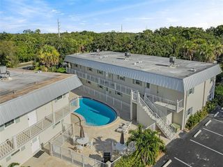 900 Jasmine Lane 102b, Vero Beach, FL 32963