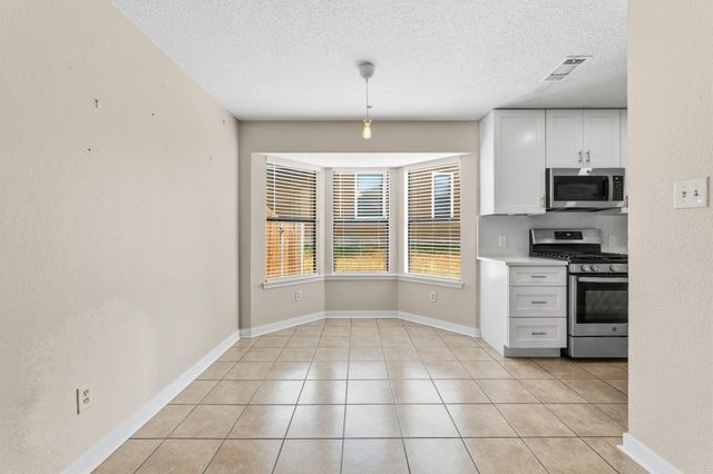 2401 Lasso DR, Round Rock, TX 78681