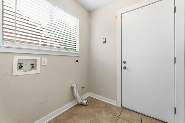 2401 Lasso DR, Round Rock, TX 78681