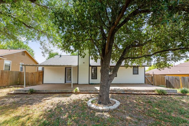 2401 Lasso DR, Round Rock, TX 78681