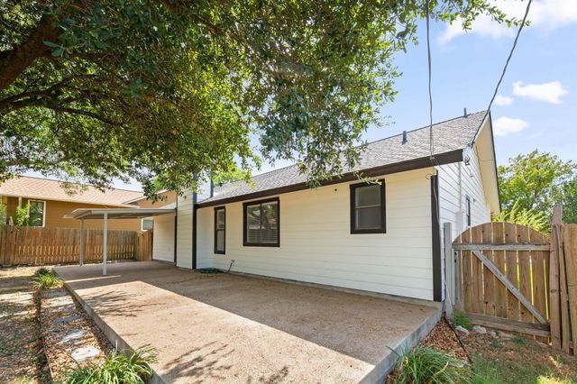2401 Lasso DR, Round Rock, TX 78681