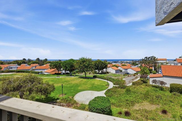 908 Caminito Madrigal Unit H, Carlsbad, CA 92011