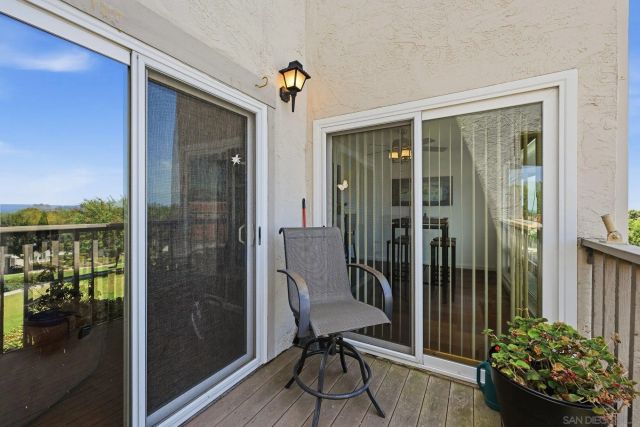 908 Caminito Madrigal Unit H, Carlsbad, CA 92011