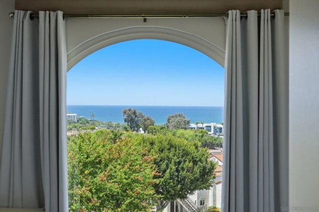 908 Caminito Madrigal Unit H, Carlsbad, CA 92011