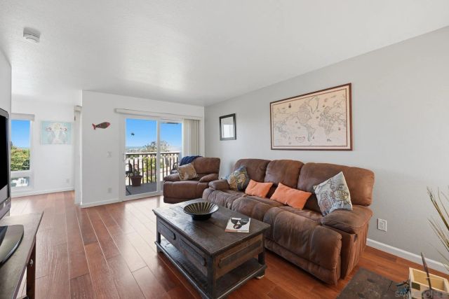 908 Caminito Madrigal Unit H, Carlsbad, CA 92011