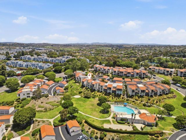 908 Caminito Madrigal Unit H, Carlsbad, CA 92011