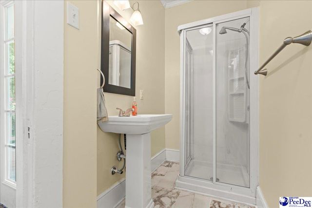 1009 Madison Avenue, Florence, SC 29501