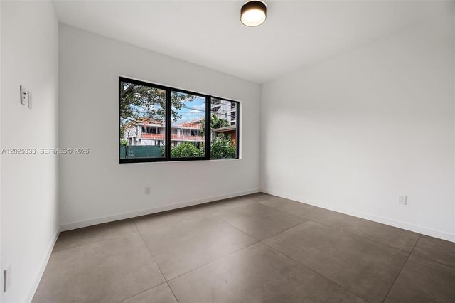 3370 Thomas Avenue, Miami, FL 33133