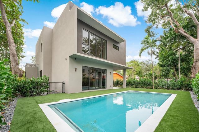 3370 Thomas Avenue, Miami, FL 33133