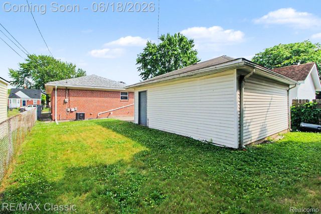 18825 Hanna Street, Melvindale, MI 48122