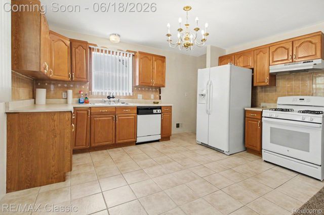 18825 Hanna Street, Melvindale, MI 48122
