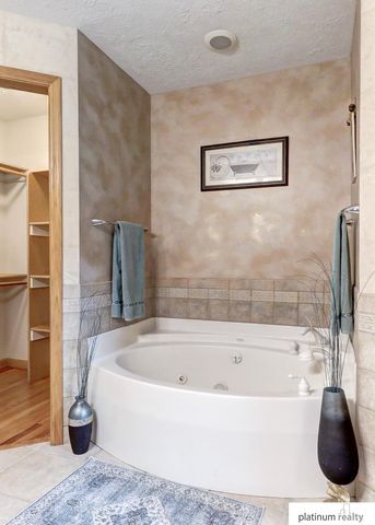 1406 Barber Street, Fremont, NE 68025