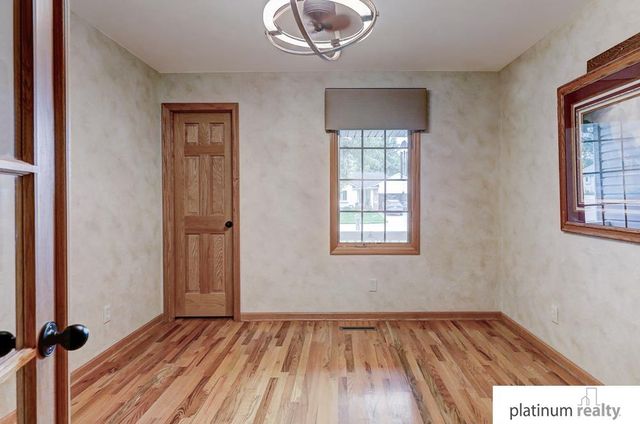 1406 Barber Street, Fremont, NE 68025
