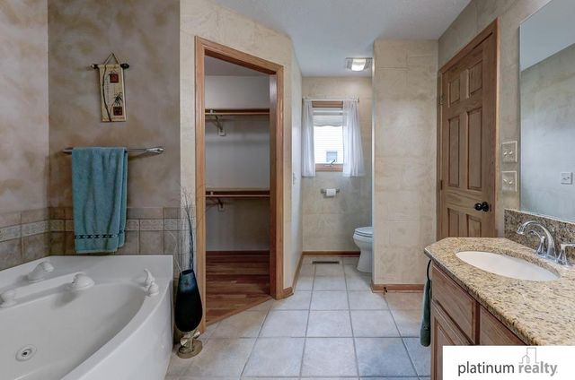 1406 Barber Street, Fremont, NE 68025