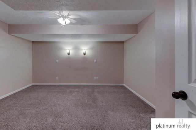 1406 Barber Street, Fremont, NE 68025