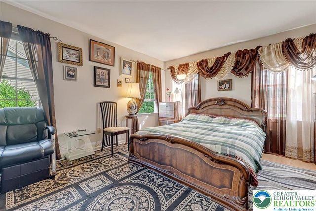 3002 Hope Ridge Drive, Easton, PA 18045