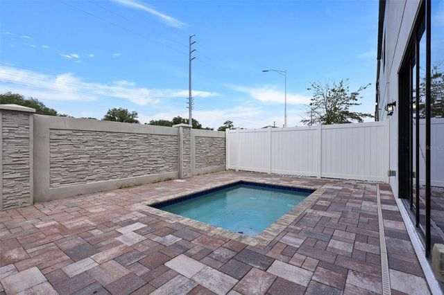 212 VILLA DOMANI CIRCLE, Davenport, FL 33896