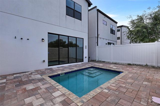 212 VILLA DOMANI CIRCLE, Davenport, FL 33896