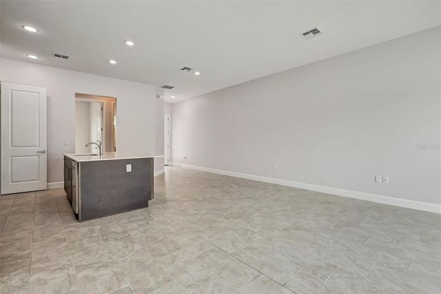 212 VILLA DOMANI CIRCLE, Davenport, FL 33896