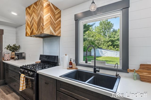 8855 Myers Lake Avenue Ne, Courtland Twp, MI 49341