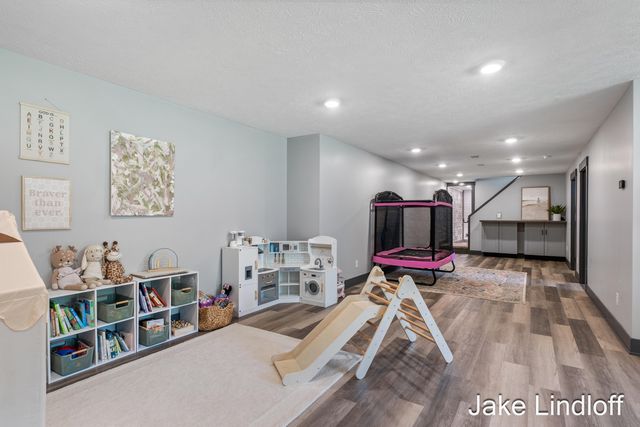 8855 Myers Lake Avenue Ne, Courtland Twp, MI 49341