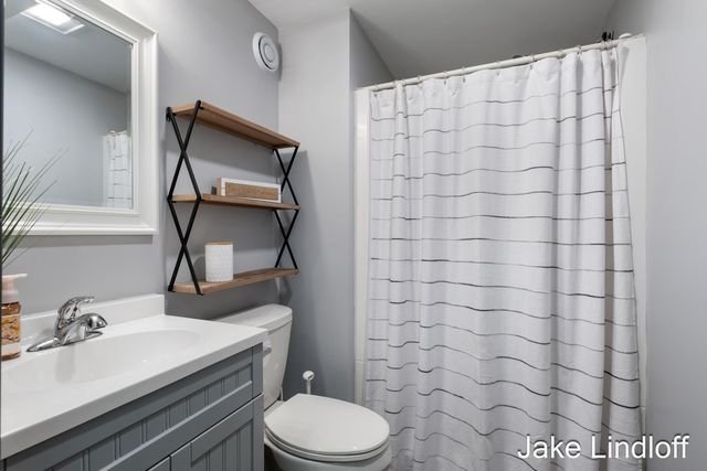 8855 Myers Lake Avenue Ne, Courtland Twp, MI 49341