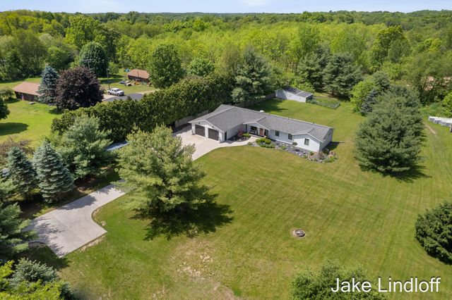 8855 Myers Lake Avenue Ne, Courtland Twp, MI 49341