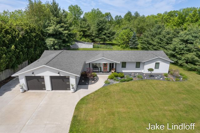 8855 Myers Lake Avenue Ne, Courtland Twp, MI 49341