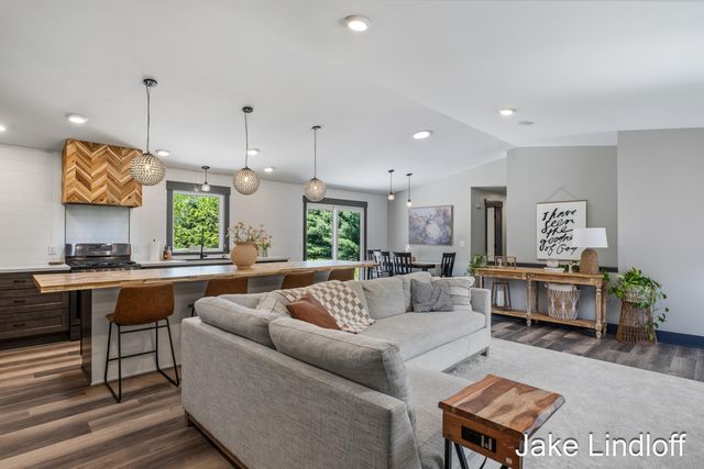 8855 Myers Lake Avenue Ne, Courtland Twp, MI 49341