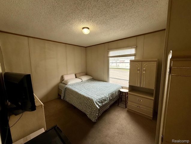 1570 Christine Ter, Madison Heights, MI 48071