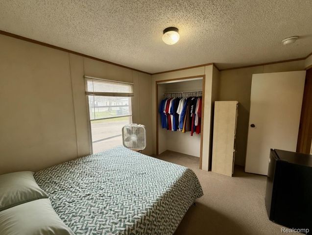 1570 Christine Ter, Madison Heights, MI 48071