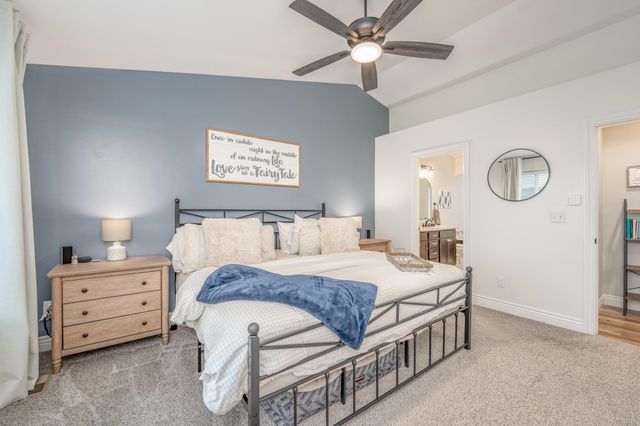2311 S Chateau St, Wichita, KS 67207