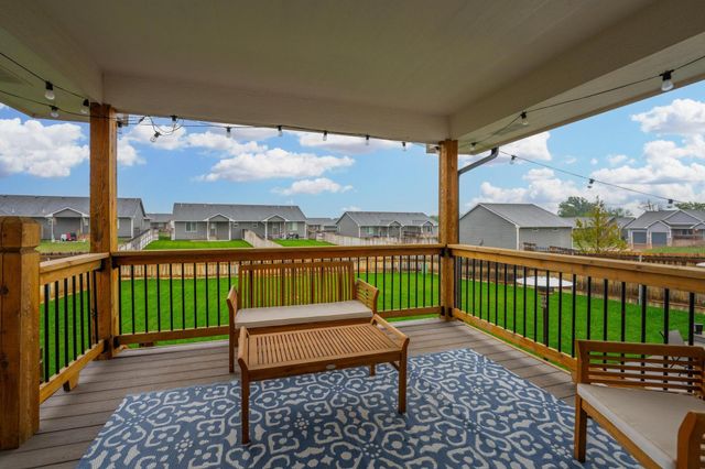 2311 S Chateau St, Wichita, KS 67207