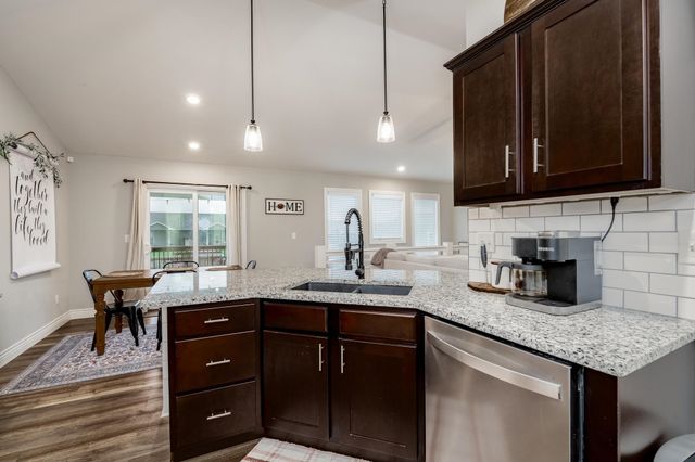 2311 S Chateau St, Wichita, KS 67207