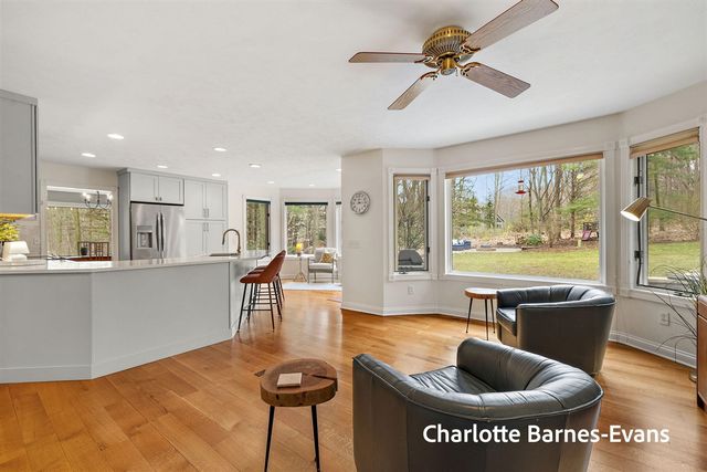 17141 Whitney Ridge, West Olive, MI 49460
