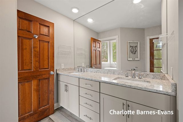 17141 Whitney Ridge, West Olive, MI 49460