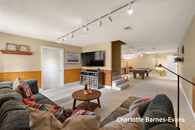 17141 Whitney Ridge, West Olive, MI 49460