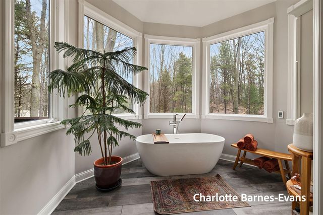 17141 Whitney Ridge, West Olive, MI 49460