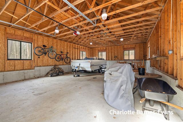 17141 Whitney Ridge, West Olive, MI 49460