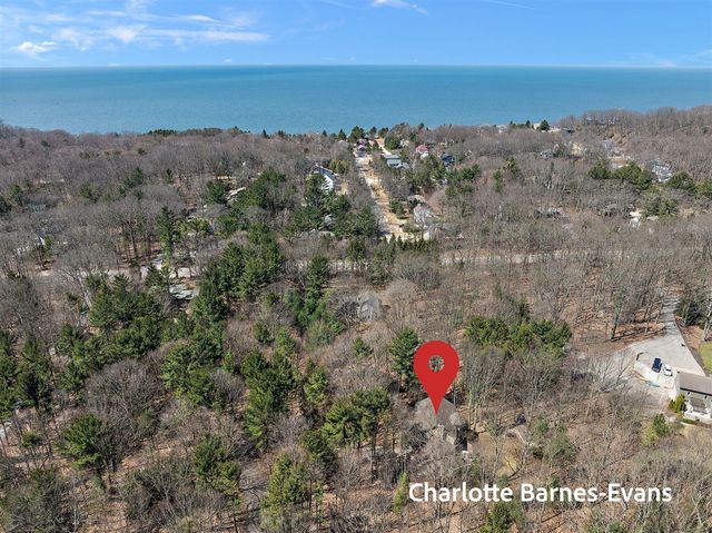 17141 Whitney Ridge, West Olive, MI 49460