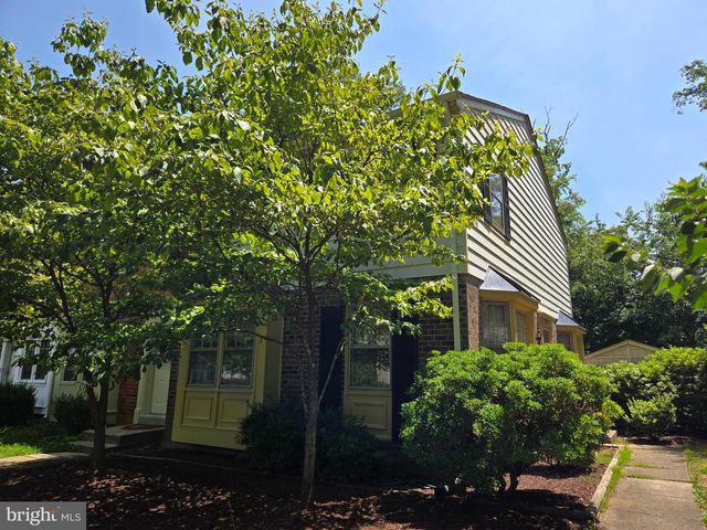 5027 HEAD CT, Fairfax, VA 22032