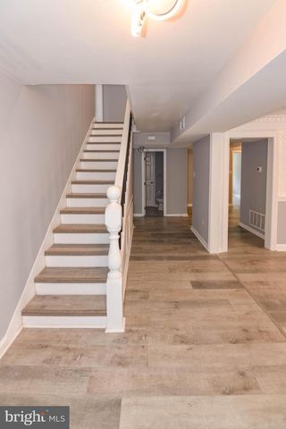 8400 PENNS HILL RD, La Plata, MD 20646